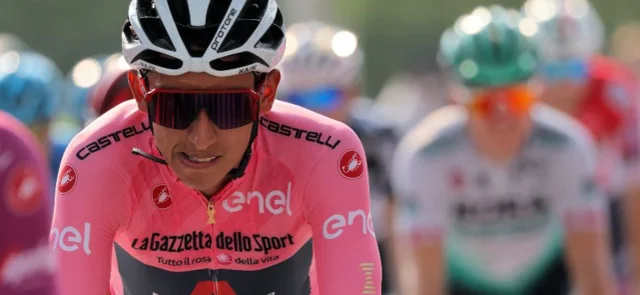 Egan Bernal culminó con éxito su cirugía / AFP