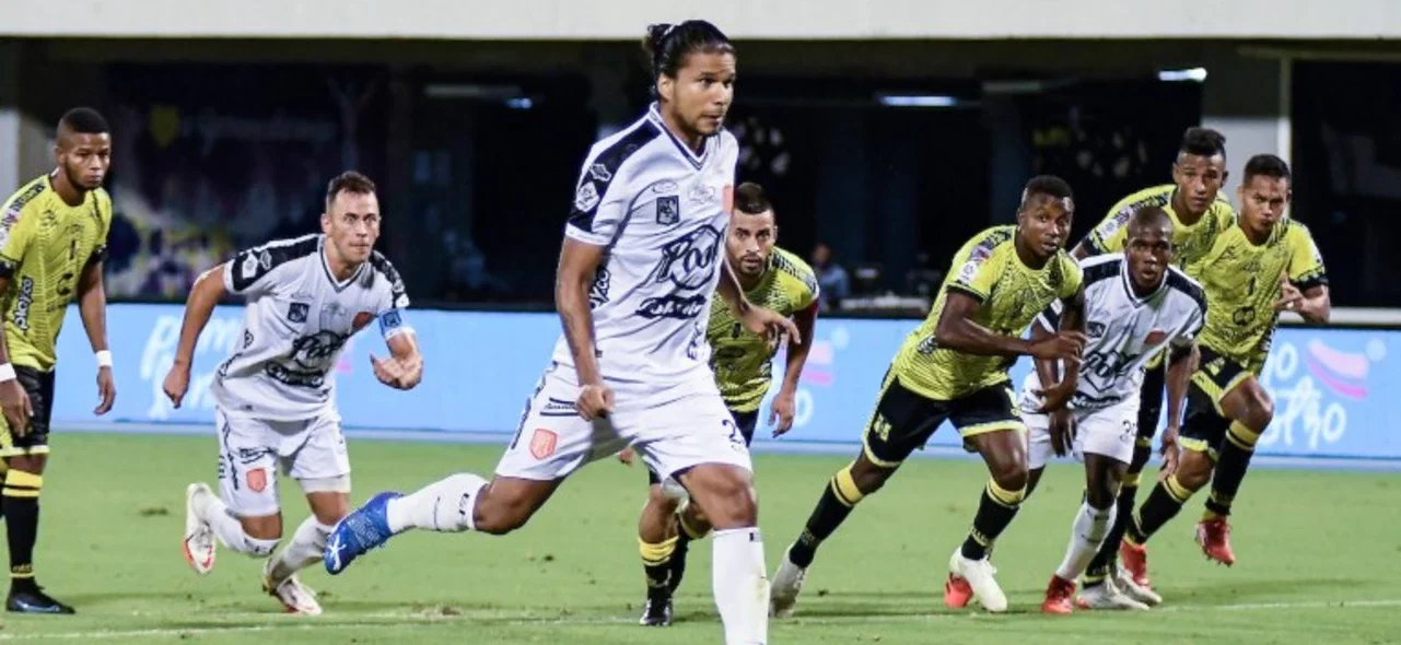 Envigado salvó el empate frente a Alianza Petrolera | Foto: VizzorImage / José D. Martínez