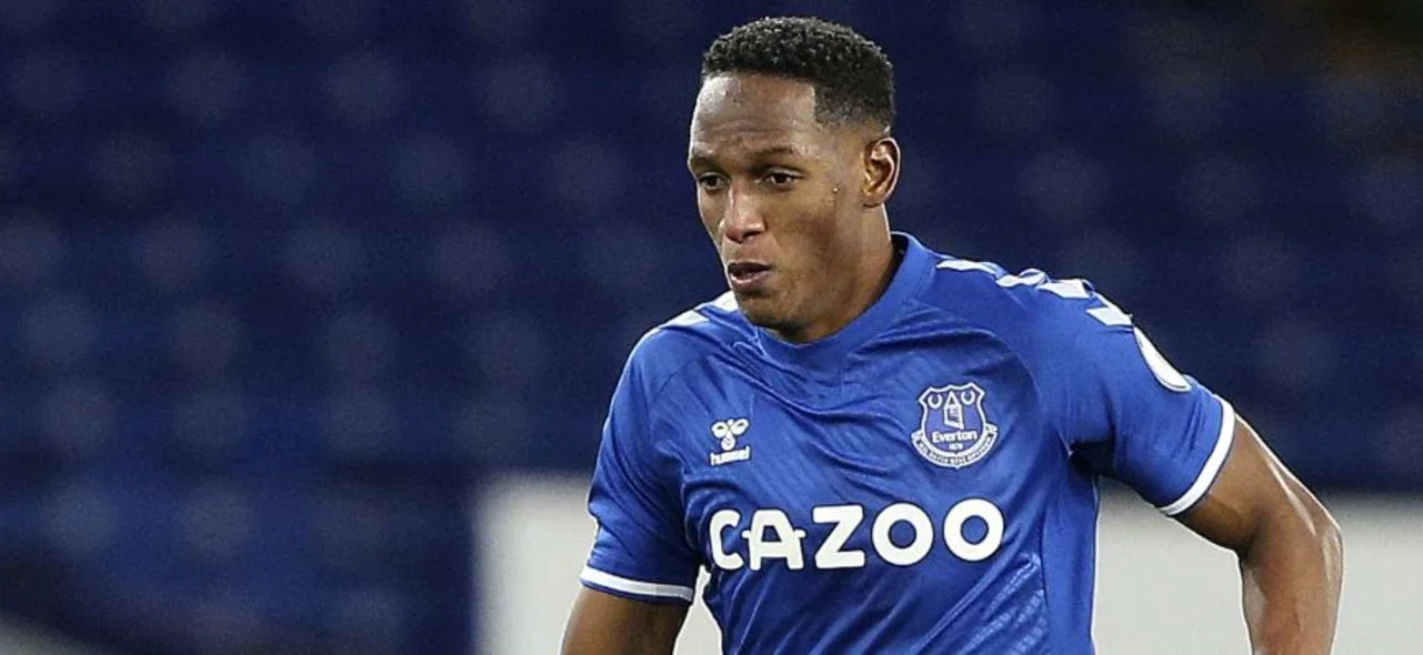 Yerry Mina volvió a las canchas / AFP