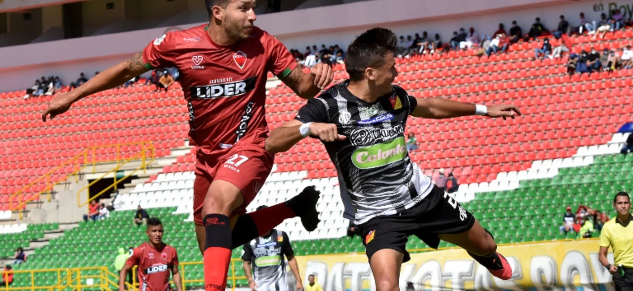Pereira venció 3-2 a Patriotas. Foto: VizzorImage / Manuel Ruiz