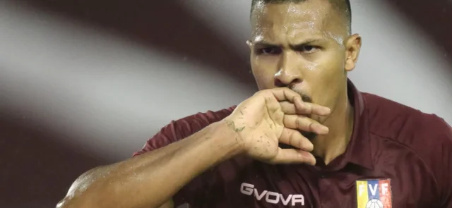 Salomón Rondón marcó tres goles. / Foto: AFP
