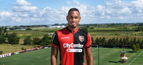 Willer Ditta, defensor colombiano/ foto de Newell's