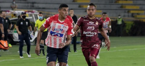 Junior llegó a 15 puntos/ VizzorImage