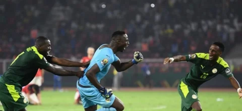 Edouard Mendy fue uno de los héroes de Senegal/ AFP