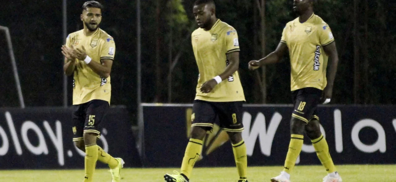 Águilas Doradas derrotó 2-0 a América. Foto: VizzorImage / Juan Agusto Cardona