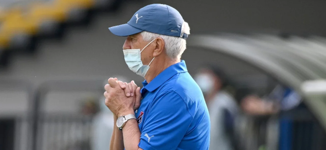 Habla Julio Comesaña, DT de Independiente Medellín. Foto: VizzorImage / Samuel Norato