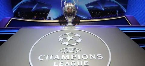 UEFA convoca reunión extraordinaria por caso Rusia - Ucrania / AFP