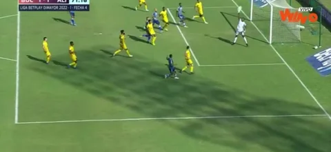 Chaverra brilló con un atajadón