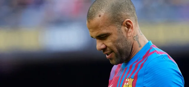Dani Alves fue suspendido 2 partidos. / Foto: AFP