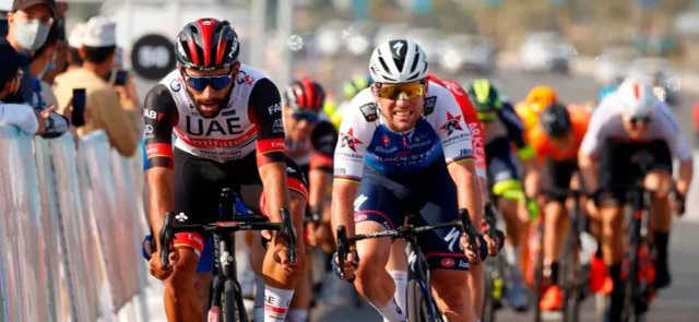 Fernando Gaviria se fracturó la clavícula. / Foto: AFP