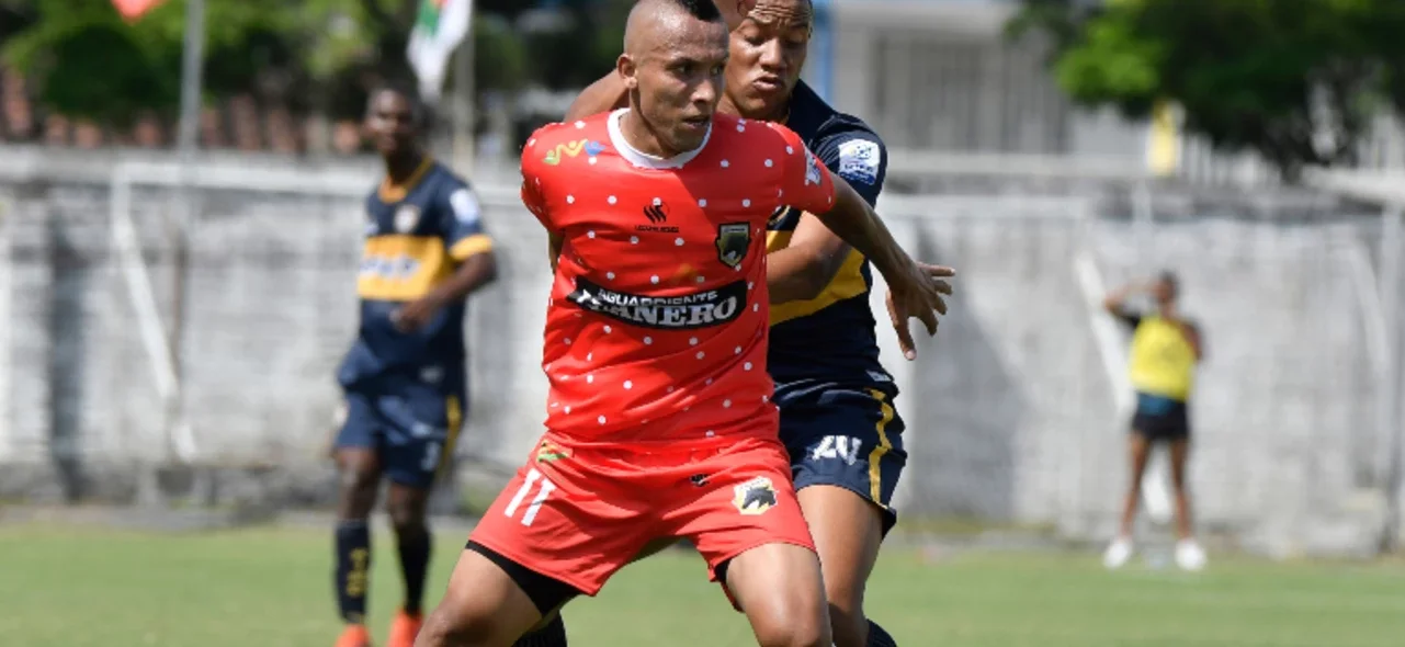 Boca Juniors y Llaneros empataron 1-1. Foto: VizzorImage / Gabriel Aponte