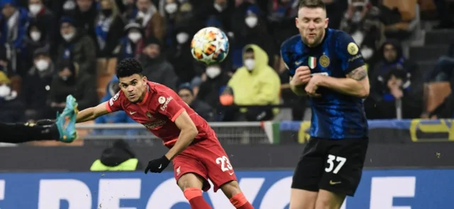 Luis Díaz ingresó en el segundo tiempo en el triunfo de Liverpool / Foto AFP