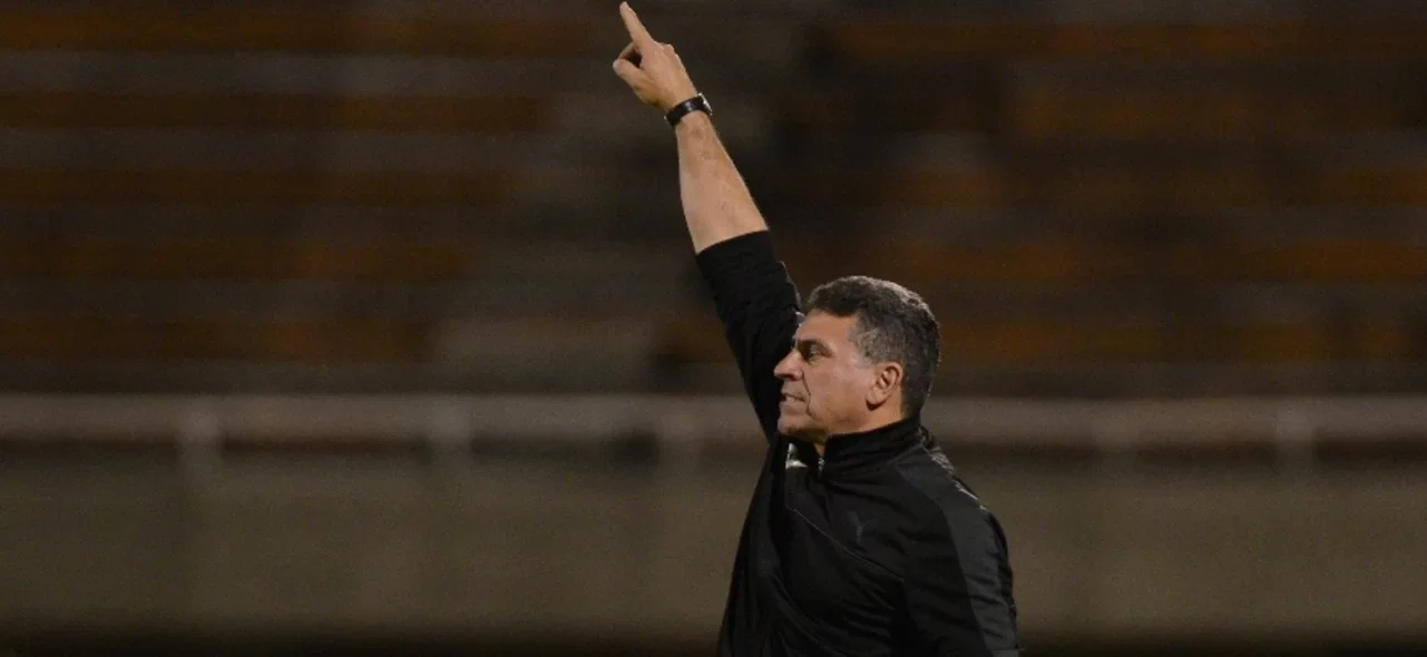 Luis Fernando Suárez, entrenador de Costa Rica / Foto AFP