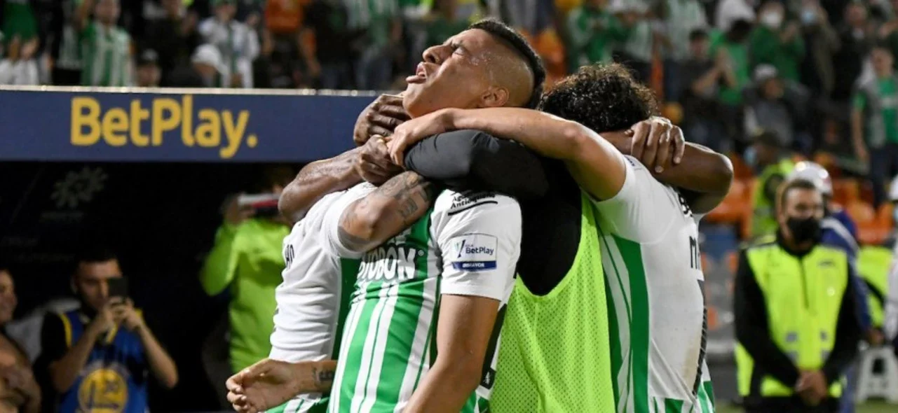 Nacional le apuesta al triunfo en su visita a Olimpia | Foto: VizzorImage / Luis Benavides