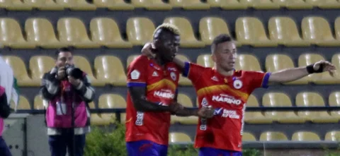 Pasto celebra ante Cali / Foto VizzorImage