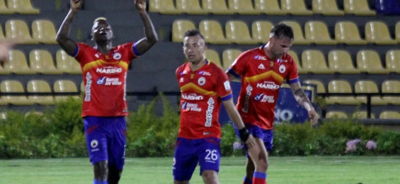 Pasto festejó ante el campeón / VizzorImage