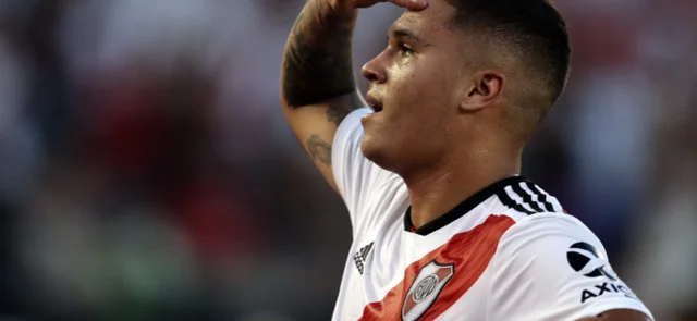Juan Fernando Quintero celebra con River Plate / Foto AFP