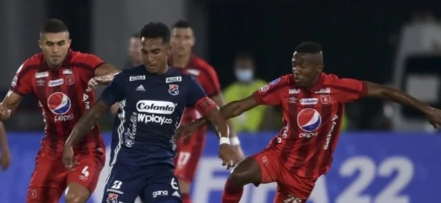 América y Medellín venían de enfrentarse en Copa Sudamericana/ AFP