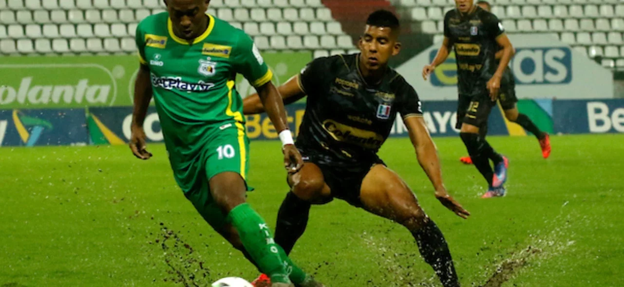 Once Caldas enfrenta a Quindío en la fase 3 de la Copa BetPlay. / Foto: VizzorImage - JJ Bonilla