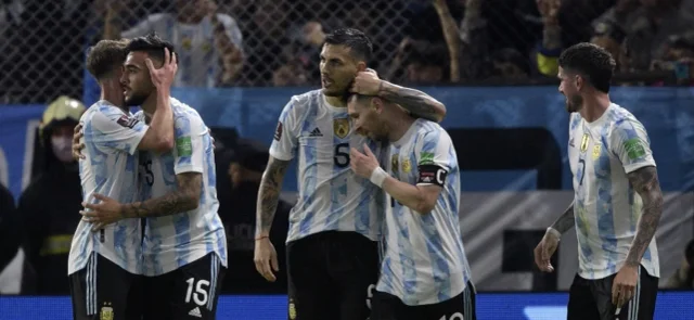 Argentina celebra la goleada sobre Venezuela / Foto AFP