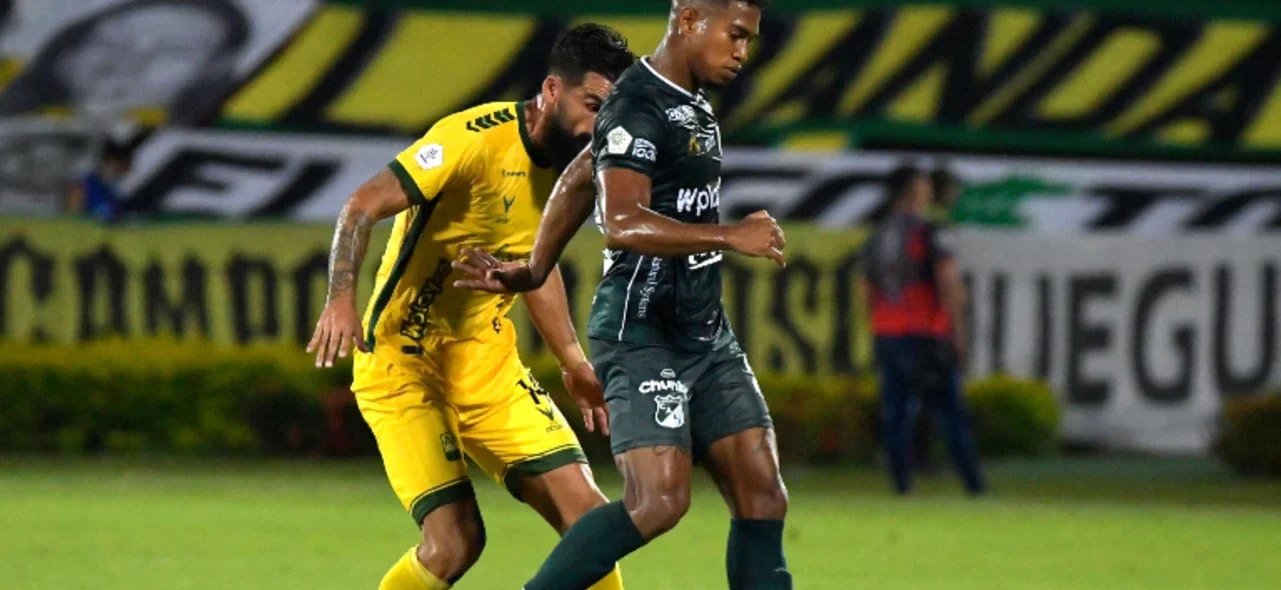 Bucaramanga venció 1-0 a Cali. Foto: VizzorImage / Jaime Moreno