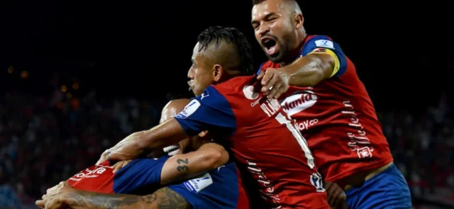 Jugadores de Medellín para enfrentar a Nacional - VizzorImage / Donaldo Zuluaga