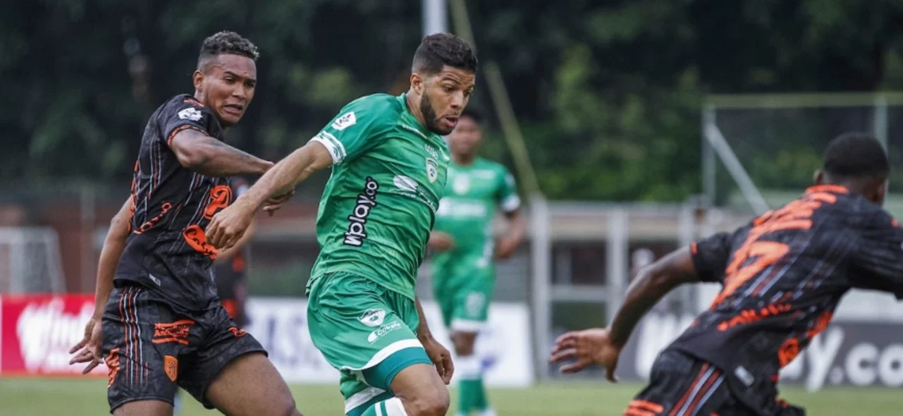 Envigado empató 1-1 con La Equidad. / Foto: VizzorImage - Juan Cardona