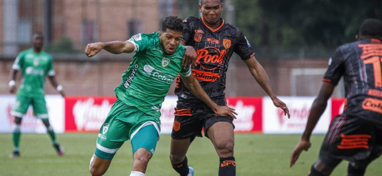 Envigado y La Equidad empataron 1-1. Foto: VizzorImage / Juan Cardona