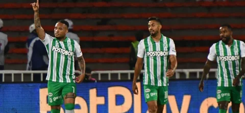Nacional celebra el primer gol ante Jaguares / Foto VizzorImage - Luis Benavides