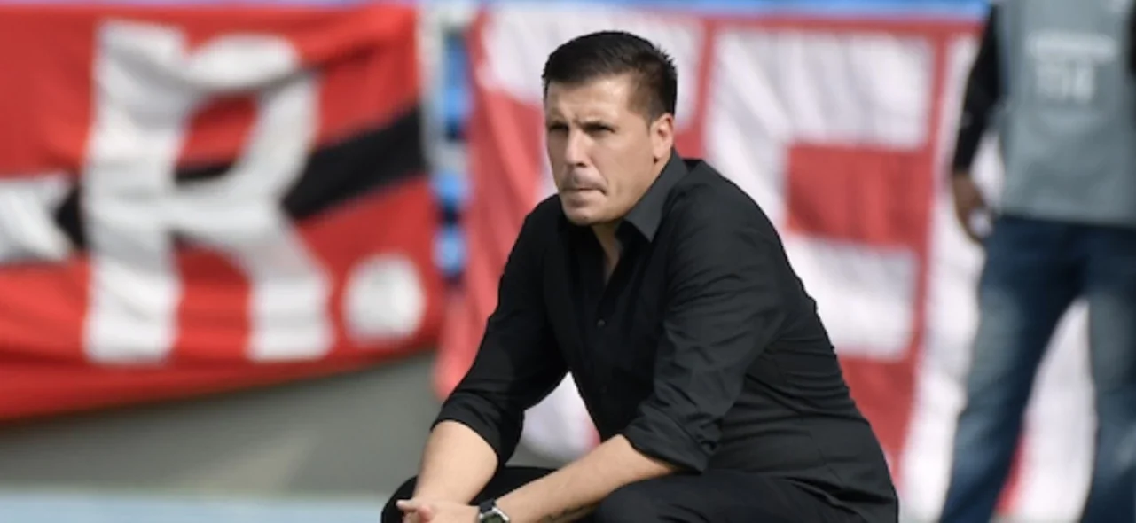 Juan Cruz Real, técnico de Junior. / Foto: VizzorImage - Gabriel Aponte