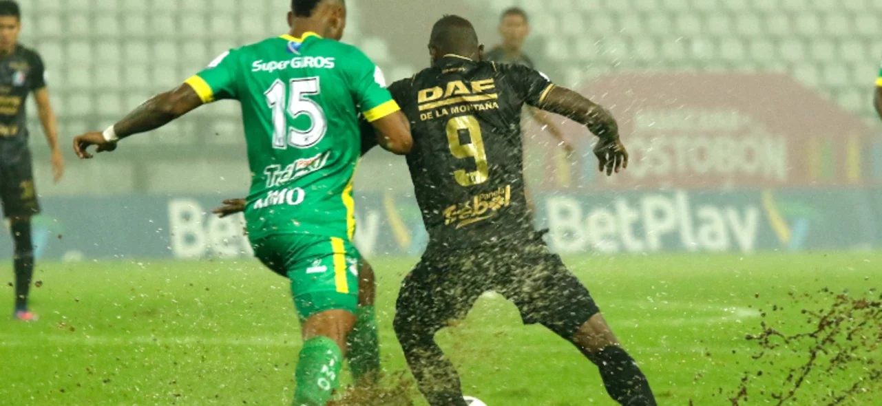 Once Caldas y Quindío empataron sin goles. Foto: VizzorImage / JJ Bonilla