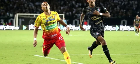 Triunfo de Once Caldas frente a Pereira | Foto: VizzorImage / Pablo Bohorquez