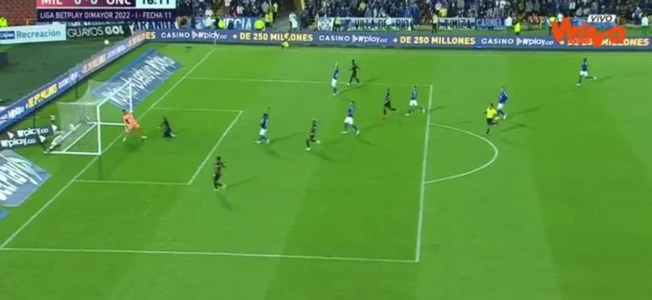 Once Caldas amenaza el arco de Montero