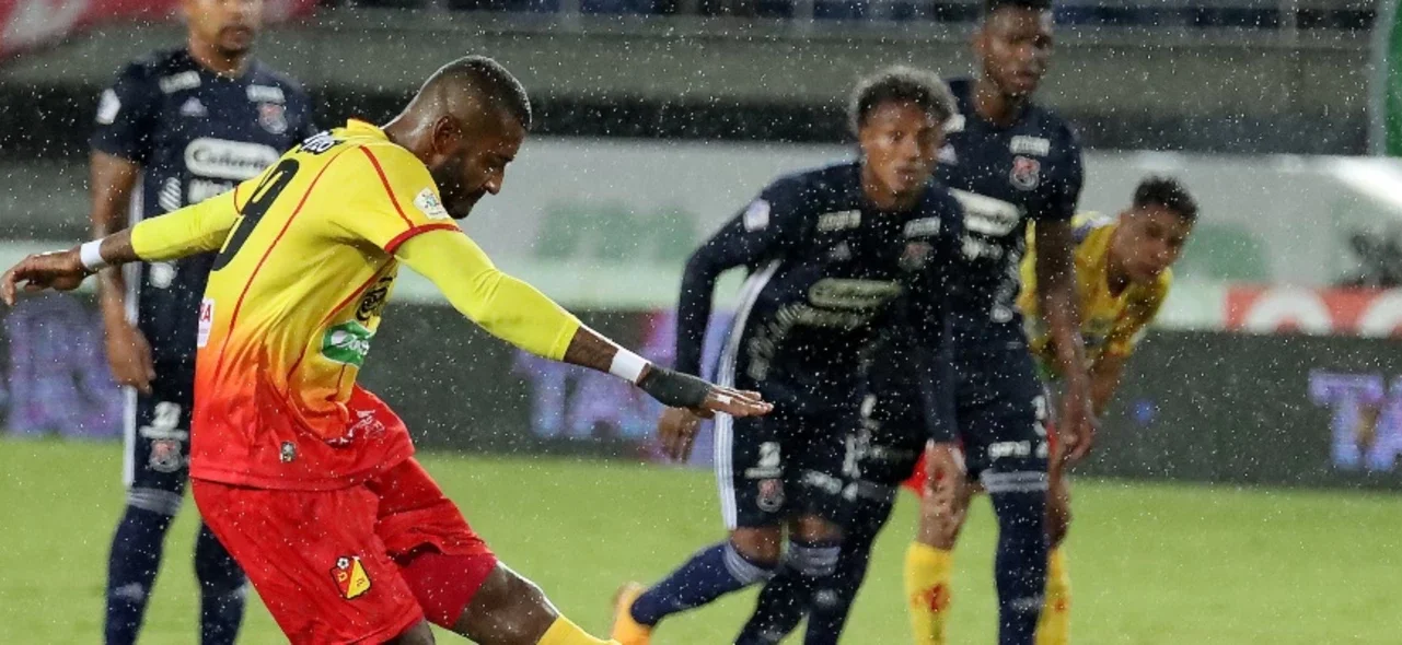 Pereira vs Medellín / Foto VizzorImage