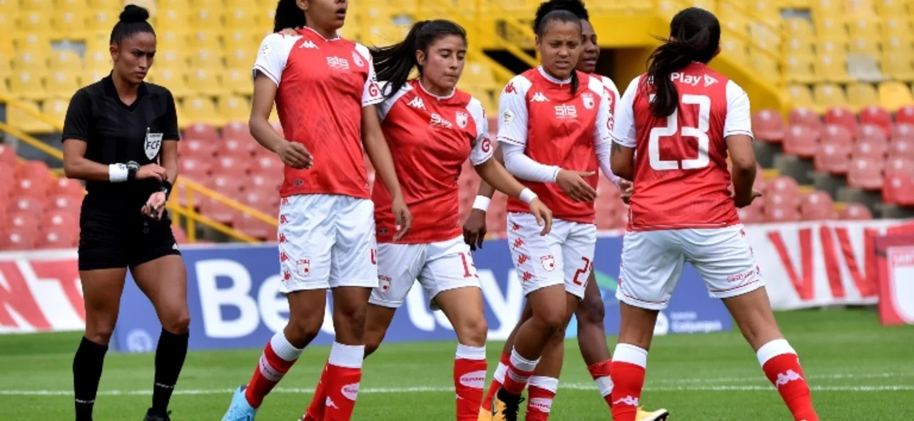 Santa Fe derrotó 2-0 a Medellín. Foto: VizzorImage / Felipe Caicedo
