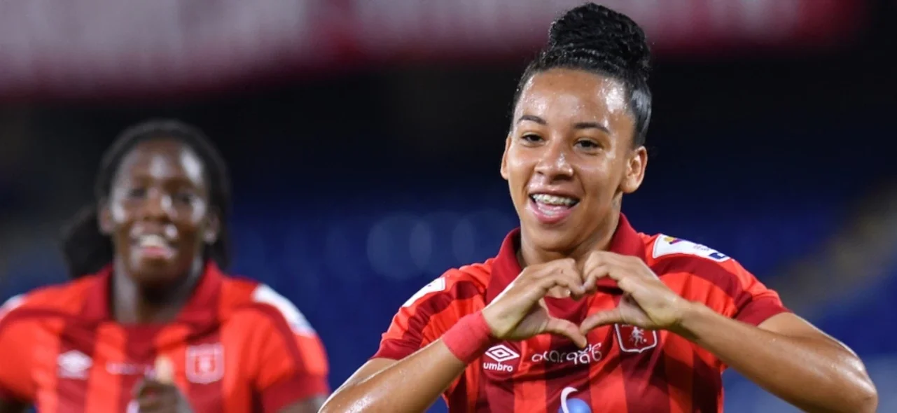 Wendy Bonilla marcó en la victoria de América frente a Nacional. / Foto: VizzorImage - Nelson Ríos