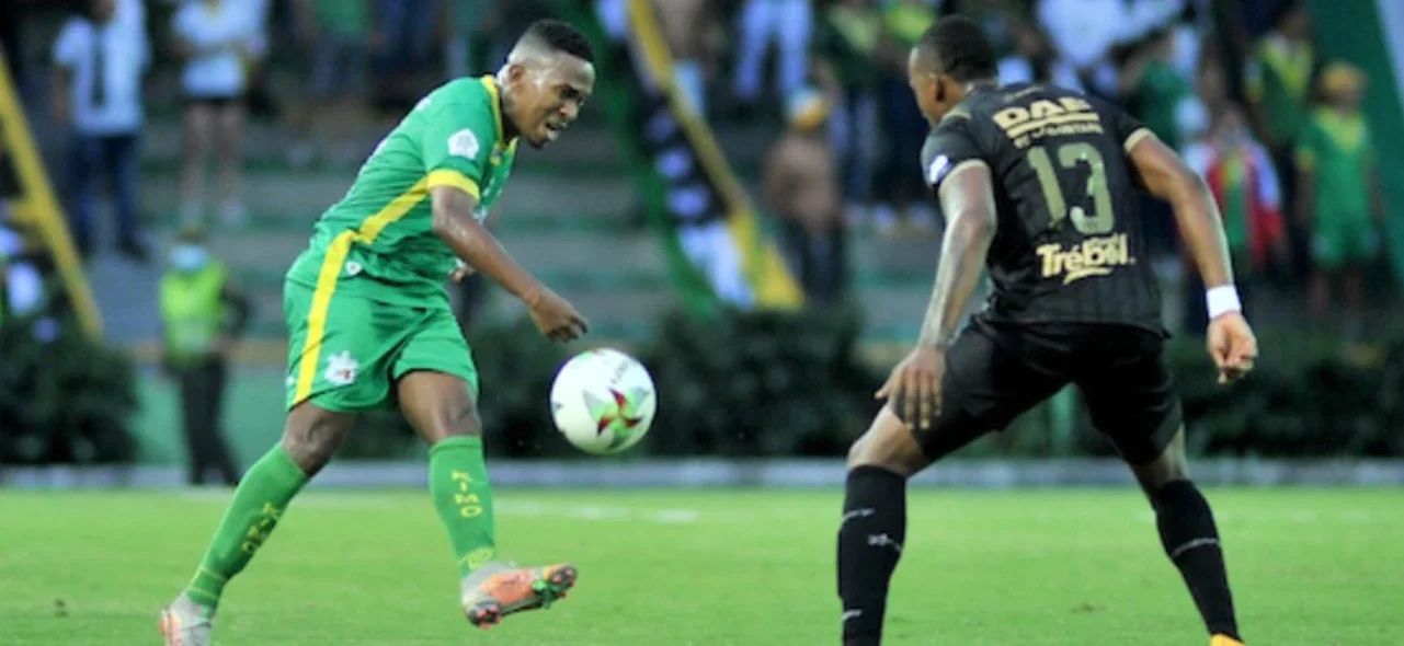 El rival de la próxima fase se conocerá por sorteo/ Vizzorimage