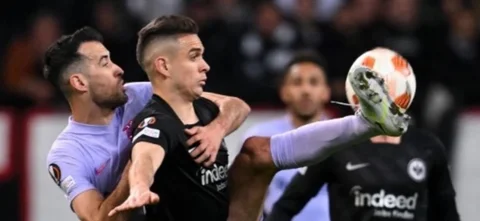 Rafael Santos Borré, delantero de Frankfurt/ AFP