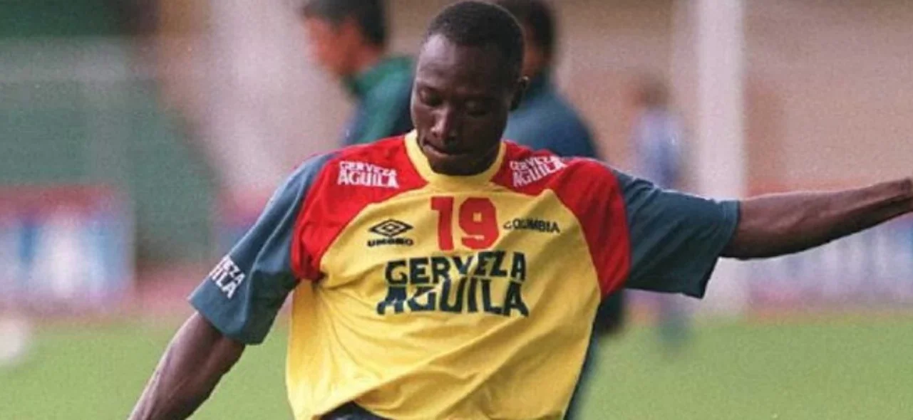 Freddy Rincón, leyenda del fútbol colombiano/ AFP
