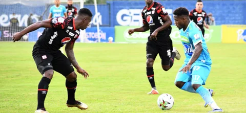 Jaguares y América empatan 1-1