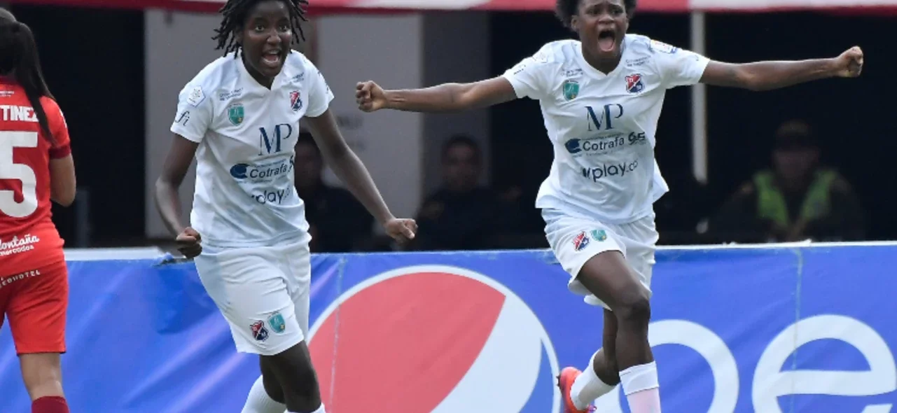 Medellín venció 2-1 a América. Foto: VizzorImage / Gabriel Aponte