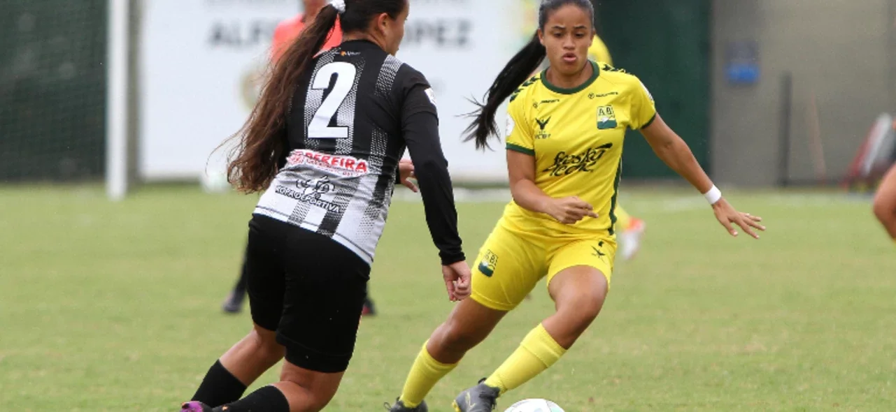 Pereira le ganó 1-0 a Bucaramanga. Foto: VizzorImage / Jaime Moreno