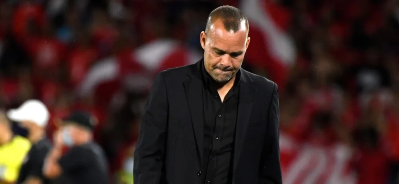 Rafael Dudamel y un presente poco rendidor | Foto: VizzorImage / Gabriel Aponte