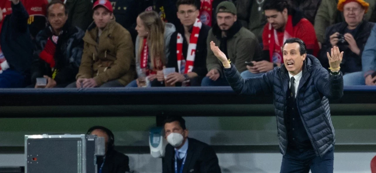 Emery dirigiendo en Champions a Villarreal / Foto AFP