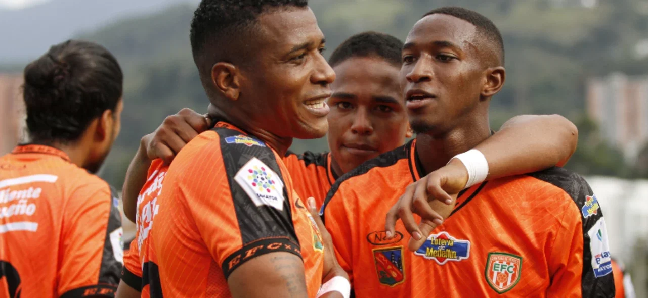 Envigado gano por la mínima diferencia contra Santa Fe 1-0