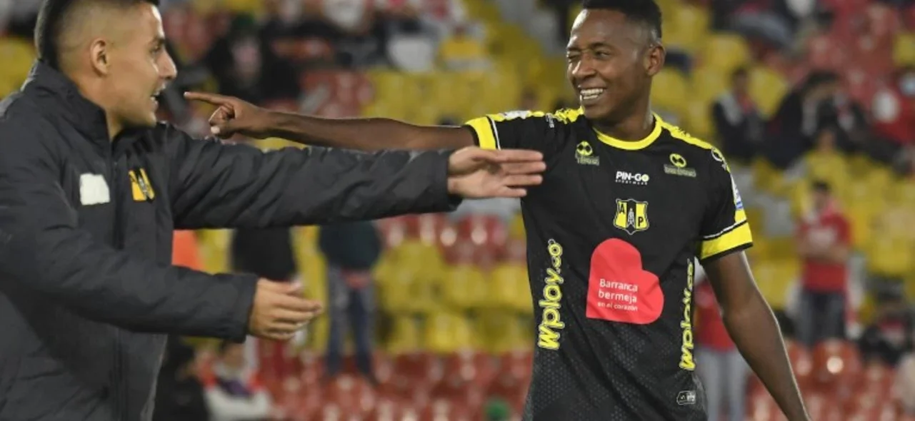 Triunfo de Alianza Petrolera sobre Santa Fe / VizzorImage