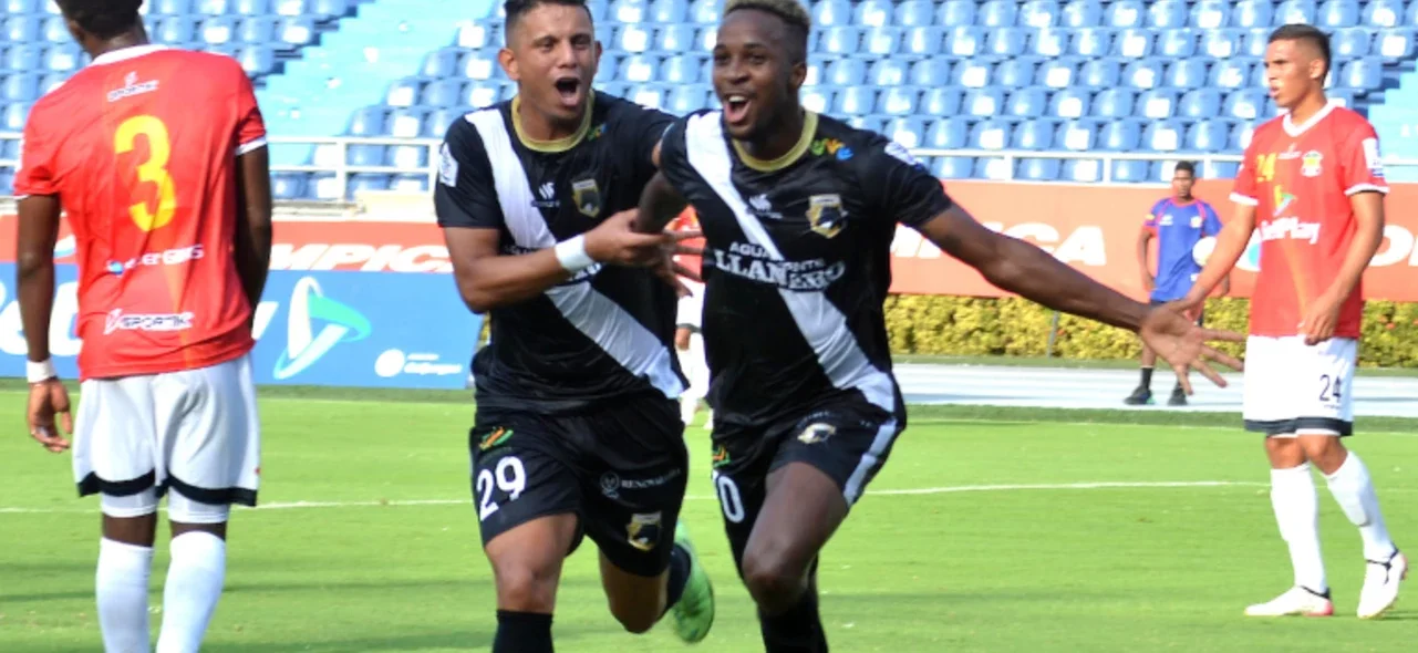 Llaneros venció 2-1 a Barranquilla. Foto: VizzorImage / Jairo Cassiani