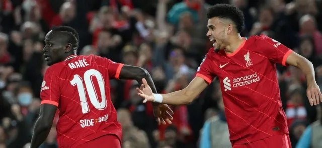 Luis Díaz celebra con Mané ante Villarreal / Foto AFP