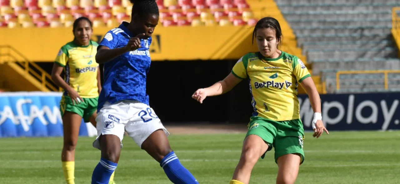 Huila le ganó 1-0 a Millonarios. Foto: VizzorImage / Luis Ramirez