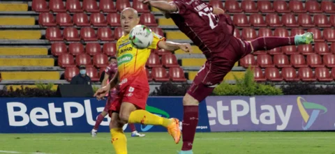 Tolima le ganó 3-2 a Pereira. Foto: VizzorImage / Juan Torres